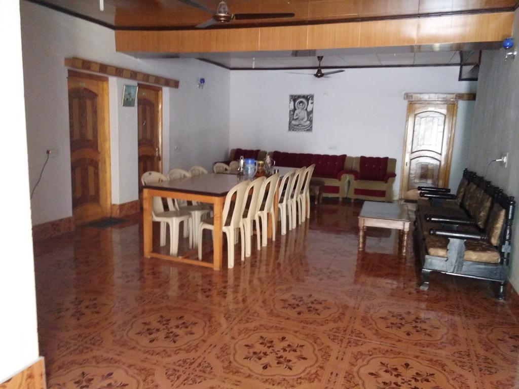 Hundar Galaxy Guest House מראה חיצוני תמונה