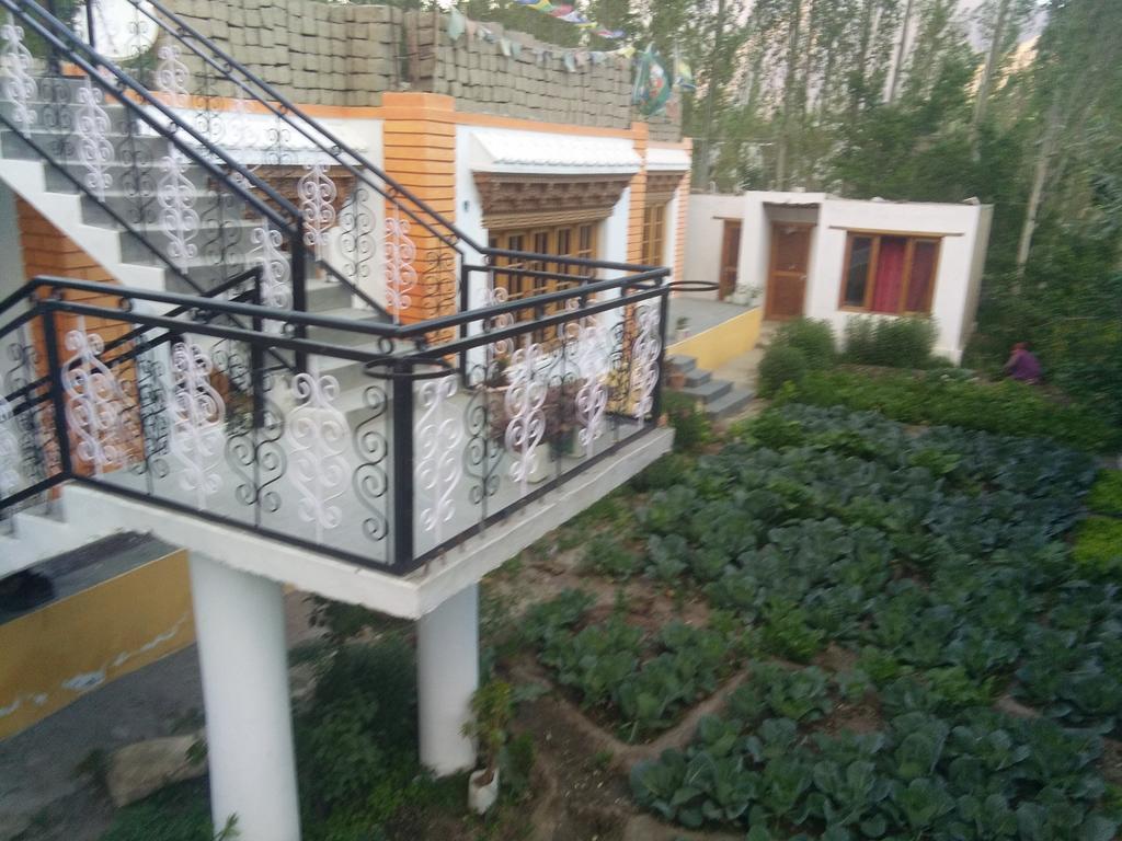 Hundar Galaxy Guest House מראה חיצוני תמונה